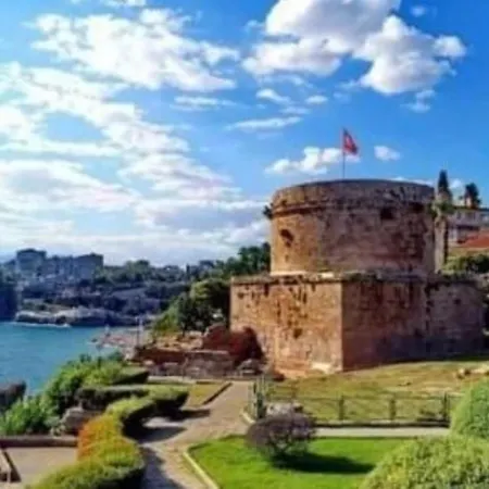 Kaleici Harika Konum Benzersiz Uygun Fiyat Giris Διαμέρισμα